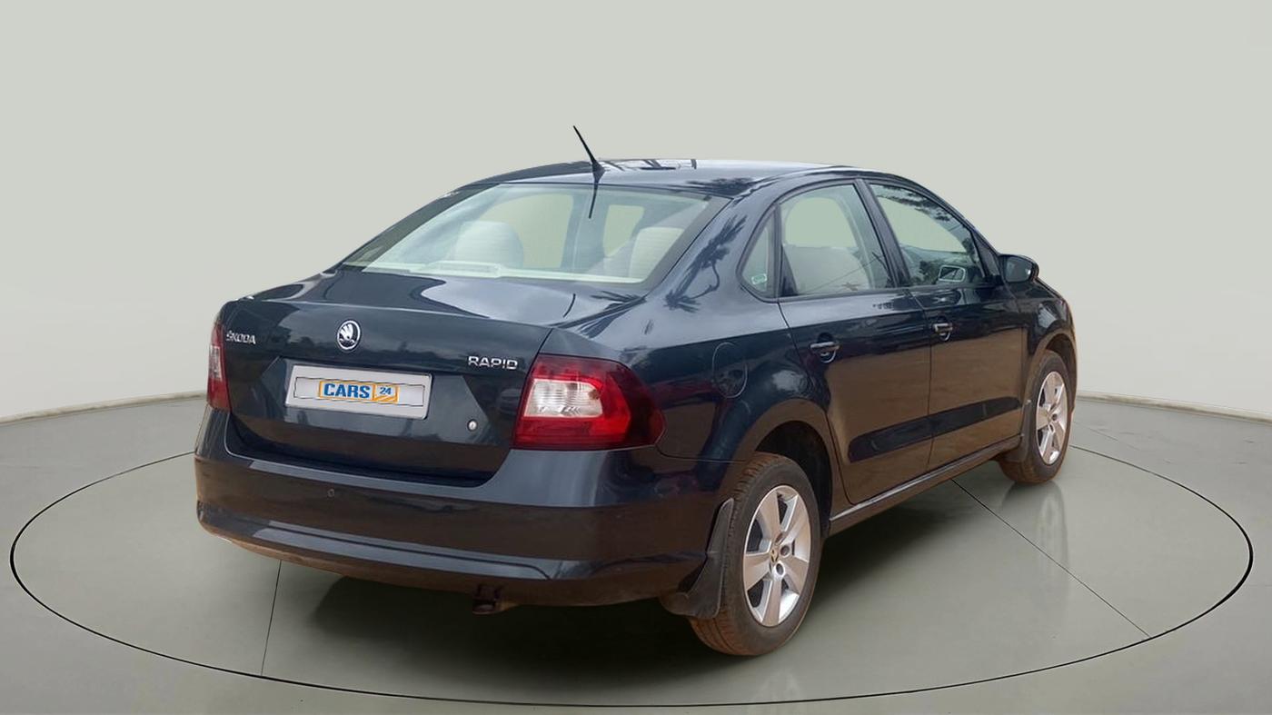 2018 Skoda Rapid AMBITION 1.6 MPI AT, Petrol, Automatic, 18,349 km, Right Back Diagonal
