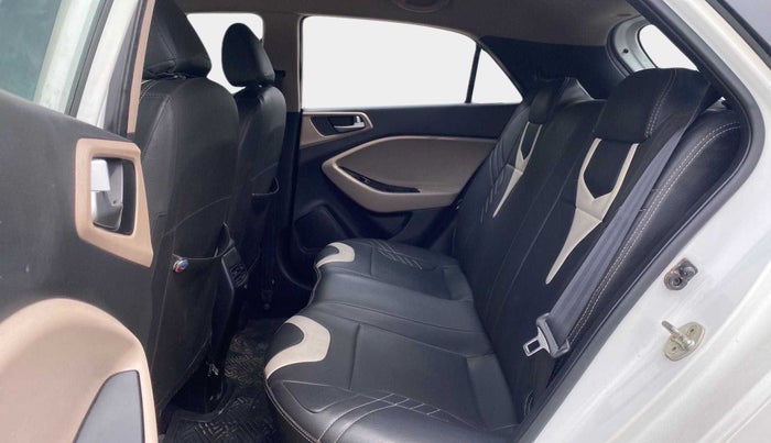 2019 Hyundai Elite i20 MAGNA PLUS 1.2, Petrol, Manual, 65,924 km, Right Side Rear Door Cabin