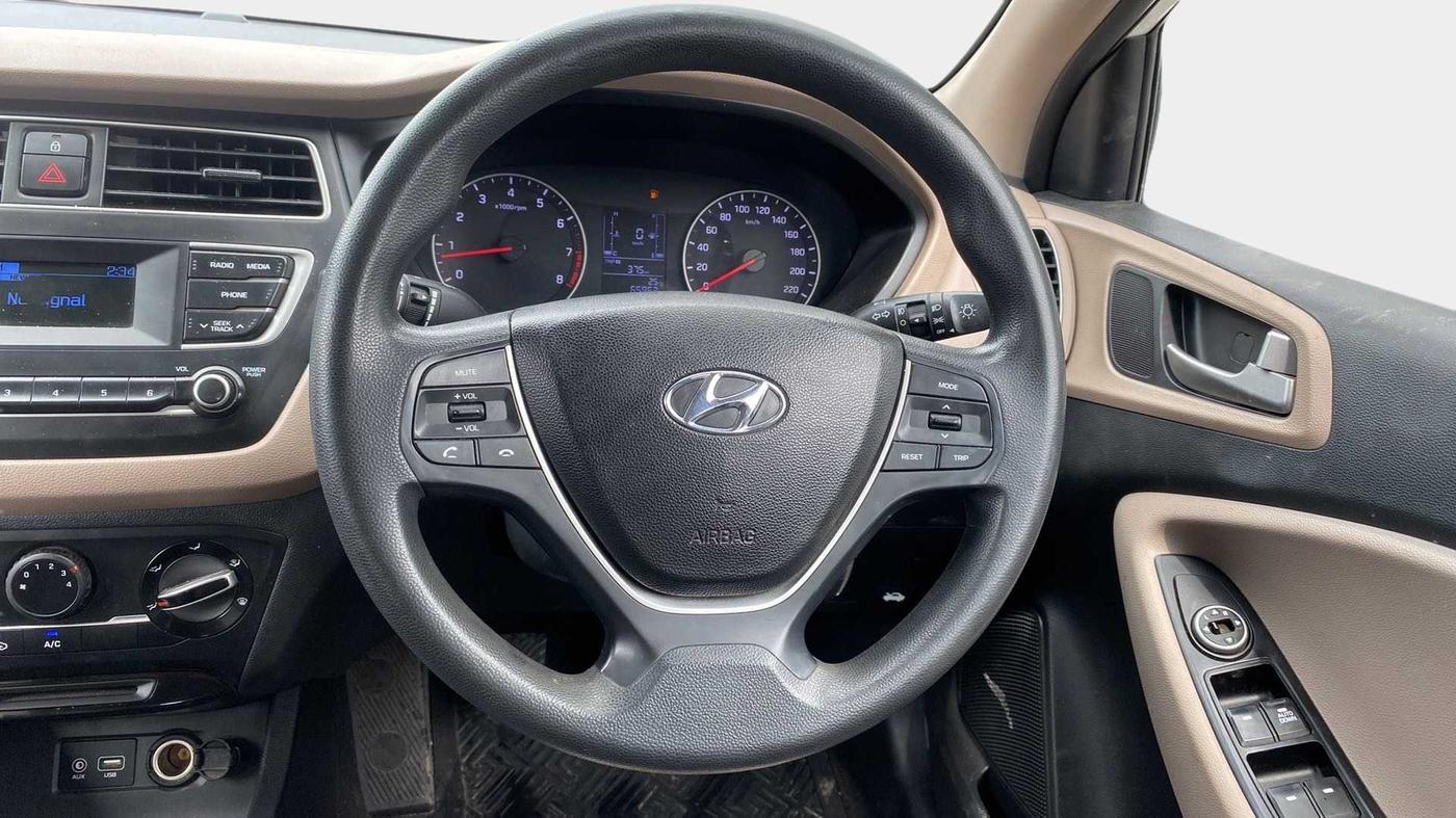 2019 Hyundai Elite i20 MAGNA PLUS 1.2, Petrol, Manual, 65,924 km, Steering Wheel Close Up