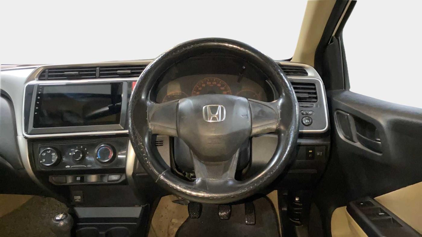 2015 Honda City 1.5L I-DTEC E, Diesel, Manual, 1,06,964 km, Steering Wheel Close Up