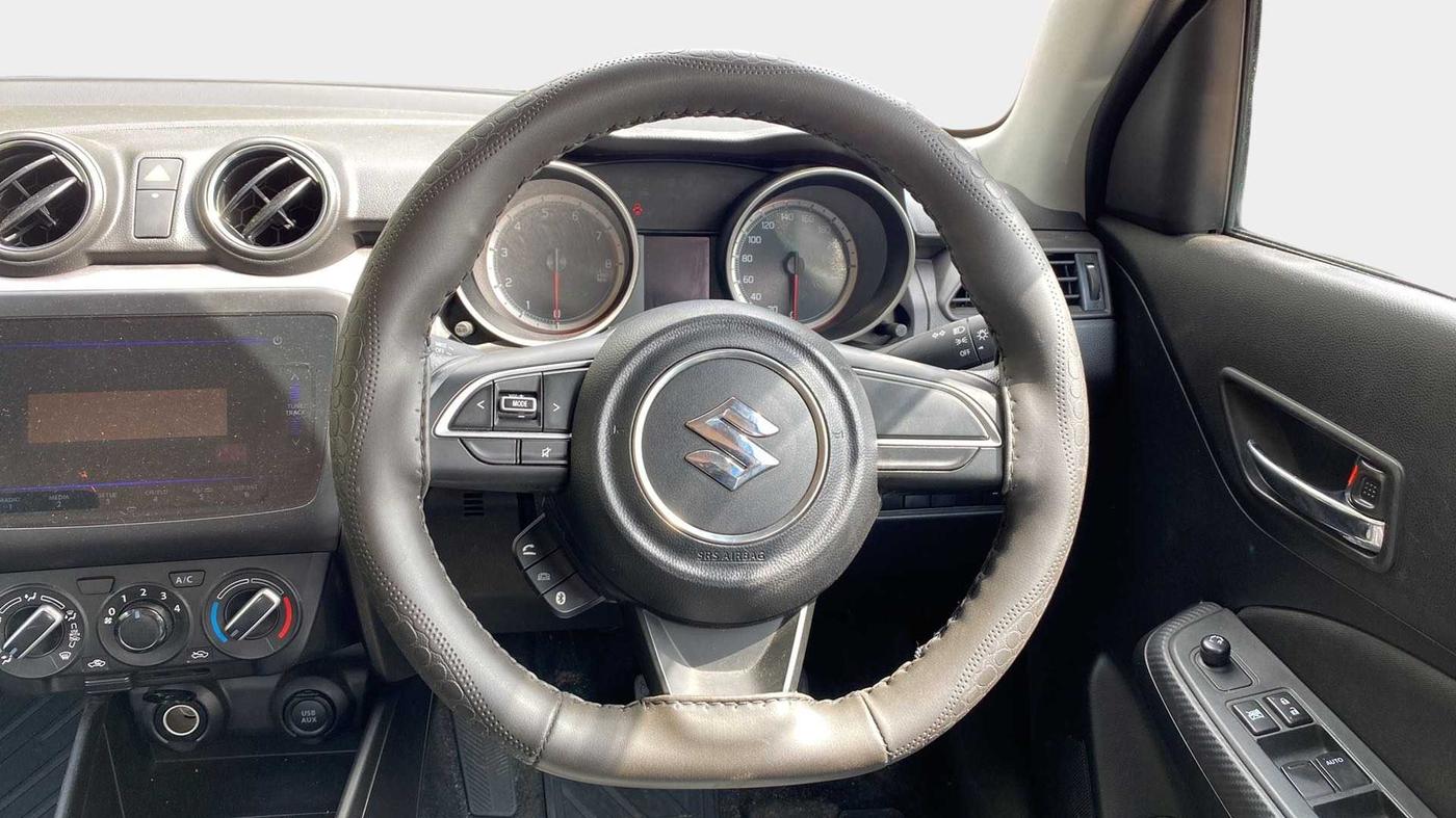 2023 Maruti Swift VXI AMT, Petrol, Automatic, 10,239 km, Steering Wheel Close Up