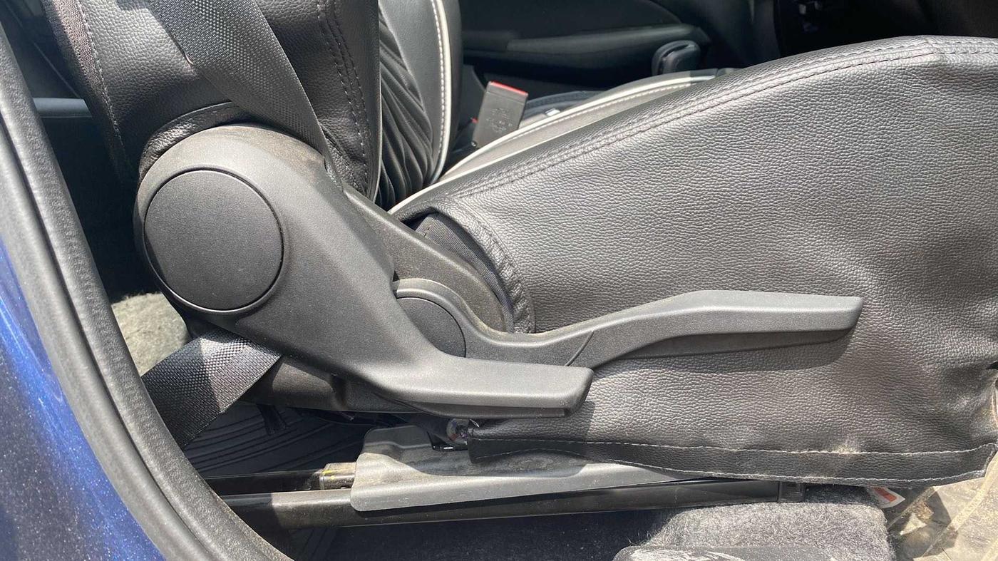 2023 Maruti Swift VXI AMT, Petrol, Automatic, 10,239 km, Driver Side Adjustment Panel