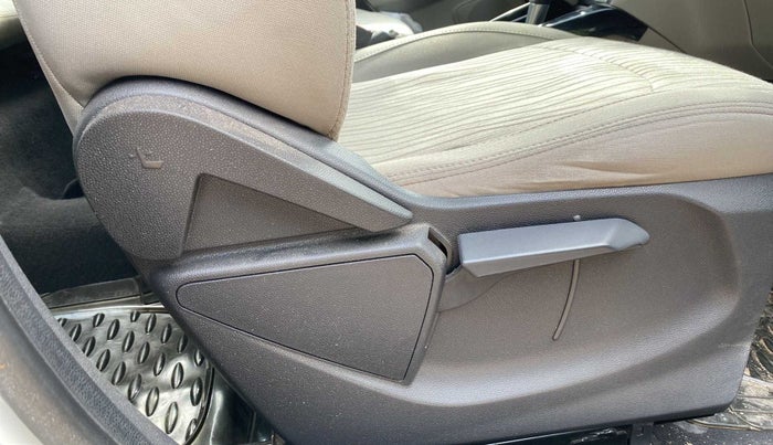2014 Ford Ecosport TITANIUM 1.5L PETROL AT, Petrol, Automatic, 39,749 km, Driver Side Adjustment Panel