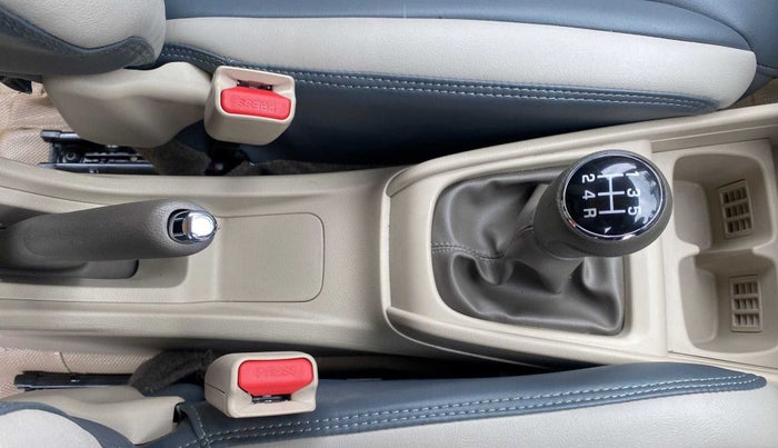 2023 Maruti Ertiga ZXI SHVS, Petrol, Manual, 7,989 km, Gear Lever