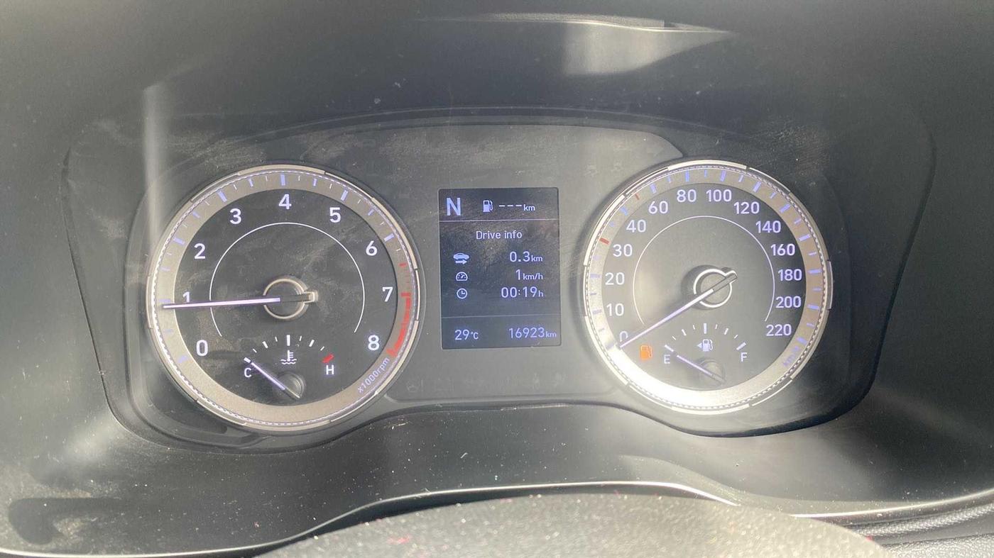 2021 Hyundai VENUE SX 1.0 TURBO IMT, Petrol, Manual, 16,920 km, Odometer Image