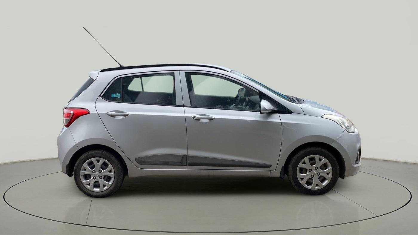 2015 Hyundai Grand i10 SPORTZ 1.2 KAPPA VTVT, Petrol, Manual, 36,566 km, Right Side