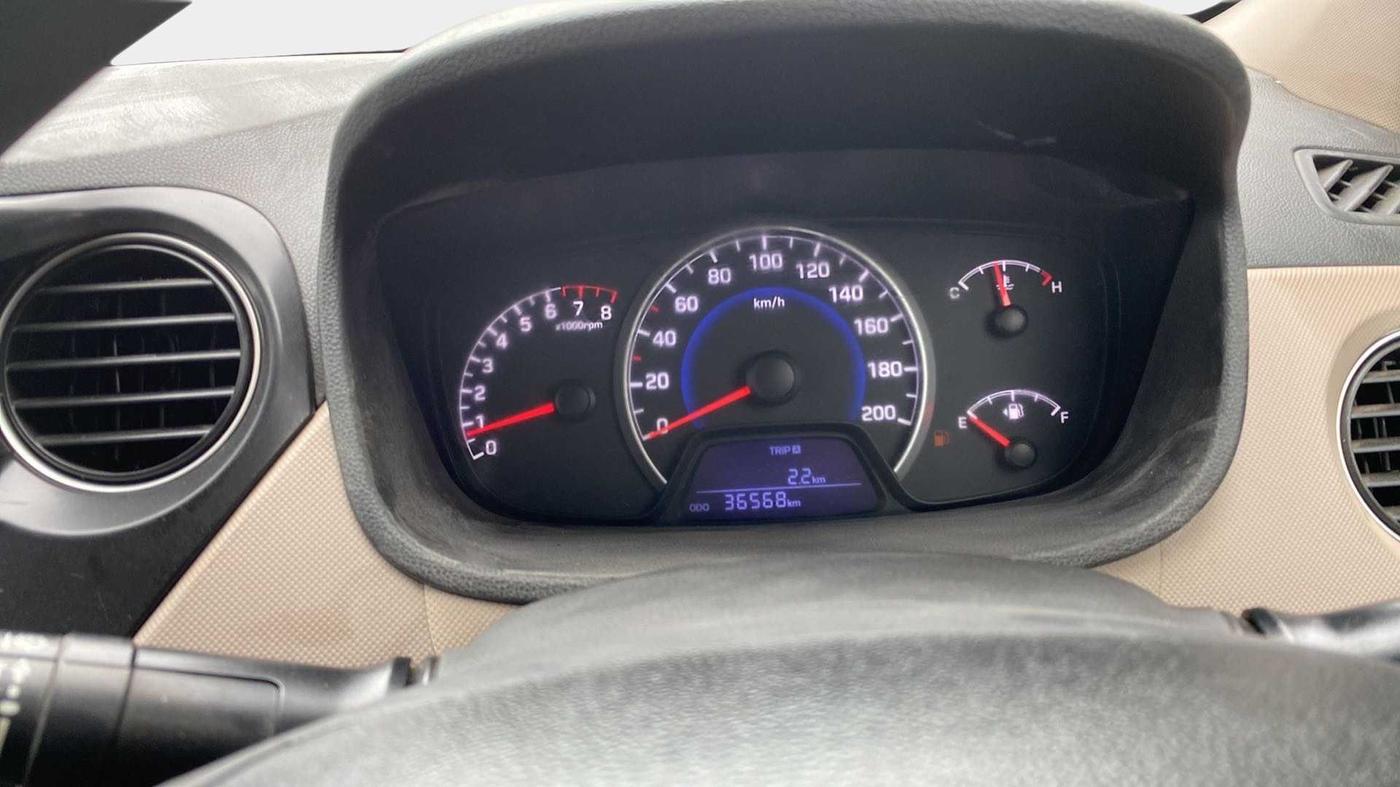 2015 Hyundai Grand i10 SPORTZ 1.2 KAPPA VTVT, Petrol, Manual, 36,566 km, Odometer Image