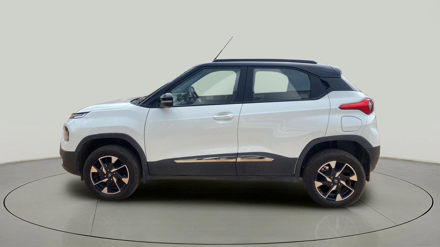 2023 Tata PUNCH CREATIVE AMT 1.2 RTN DUAL TONE, Petrol, Automatic, 2,806 km, Left Side