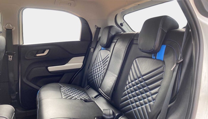 2023 Tata PUNCH CREATIVE AMT 1.2 RTN DUAL TONE, Petrol, Automatic, 2,806 km, Right Side Rear Door Cabin