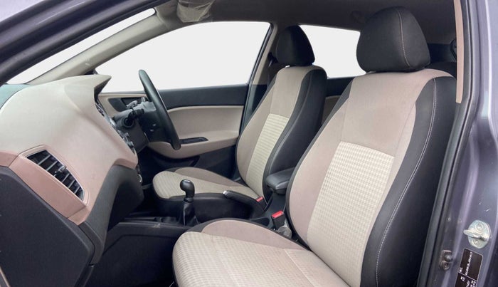 2018 Hyundai Elite i20 SPORTZ 1.2, Petrol, Manual, 30,583 km, Right Side Front Door Cabin