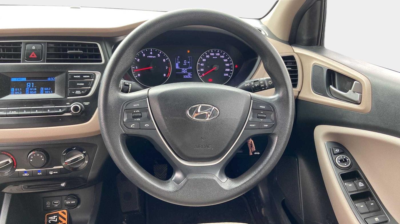 2018 Hyundai Elite i20 SPORTZ 1.2, Petrol, Manual, 30,583 km, Steering Wheel Close Up
