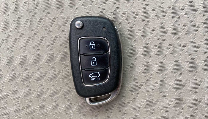 2018 Hyundai Elite i20 SPORTZ 1.2, Petrol, Manual, 30,583 km, Key Close Up