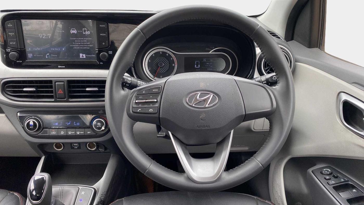 2021 Hyundai GRAND I10 NIOS ASTA AMT 1.2 KAPPA VTVT, Petrol, Automatic, 30,588 km, Steering Wheel Close Up