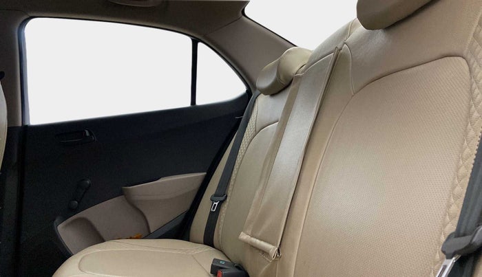 2015 Hyundai Xcent BASE 1.2, Petrol, Manual, 40,445 km, Right Side Rear Door Cabin