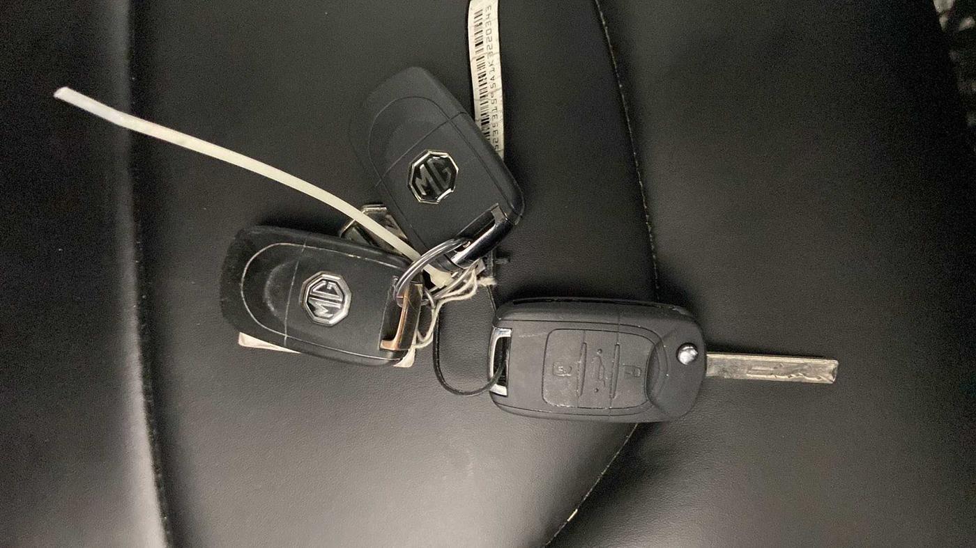 2020 MG HECTOR SUPER 1.5 PETROL, Petrol, Manual, 67,143 km, Key Close Up