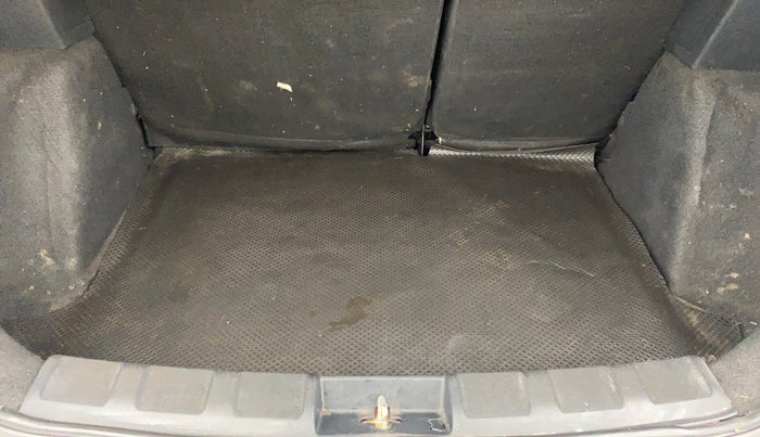 2019 Tata NEXON XZA PLUS DIESEL, Diesel, Automatic, 1,43,731 km, Boot Inside