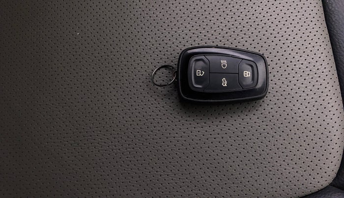 2019 Tata NEXON XZA PLUS DIESEL, Diesel, Automatic, 1,43,731 km, Key Close Up