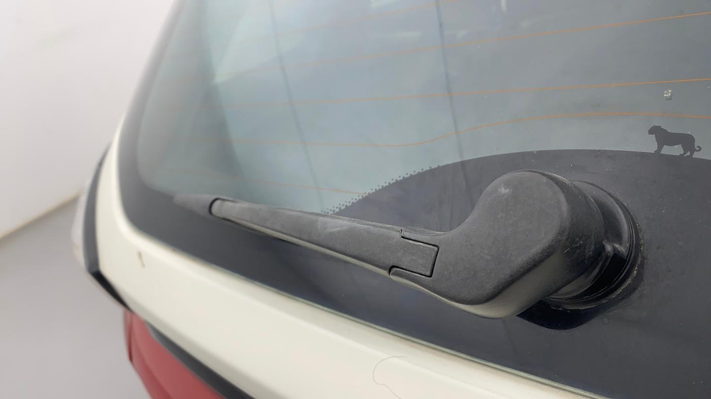 2019 Tata NEXON XZA PLUS DIESEL, Diesel, Automatic, 1,43,787 km, Rear Wiper