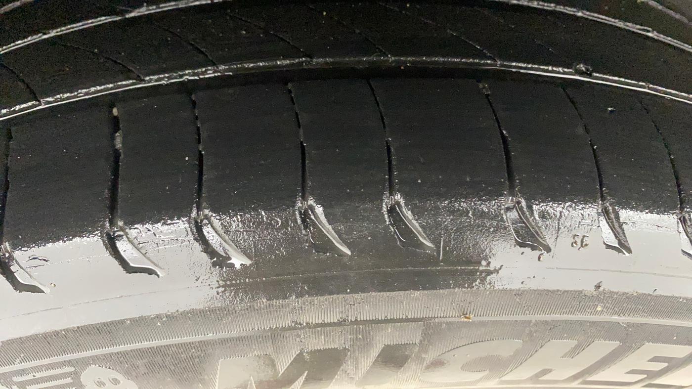 2019 Tata NEXON XZA PLUS DIESEL, Diesel, Automatic, 1,43,787 km, Right Rear Tyre Tread