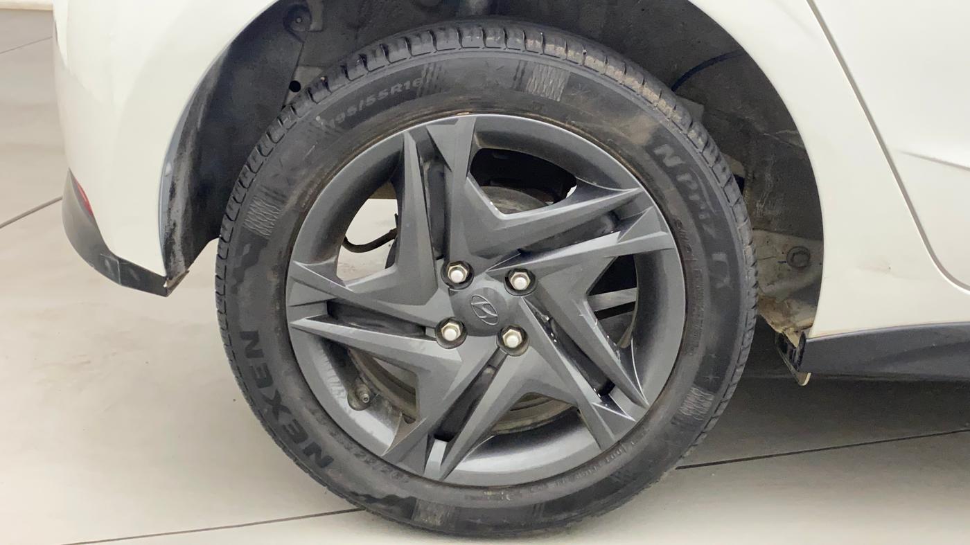 2020 Hyundai NEW I20 SPORTZ 1.0T GDI IMT, Petrol, Manual, 24,334 km, Right Rear Wheel