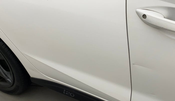 2020 Hyundai NEW I20 SPORTZ 1.0T GDI IMT, Petrol, Manual, 24,334 km, Right rear door - Slightly dented