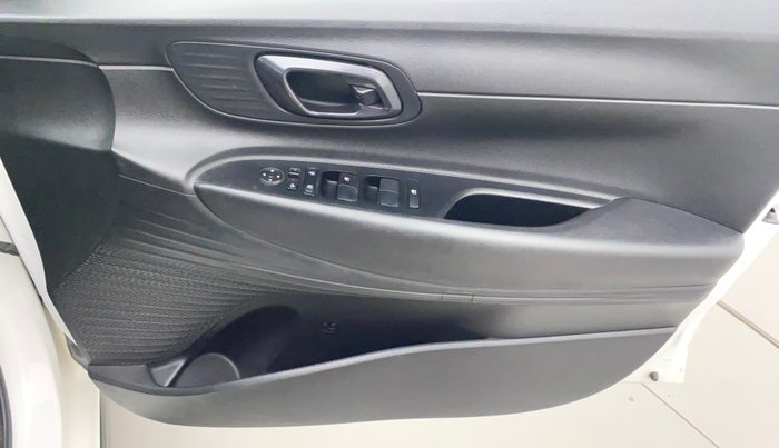 2020 Hyundai NEW I20 SPORTZ 1.0T GDI IMT, Petrol, Manual, 24,334 km, Driver Side Door Panels Control