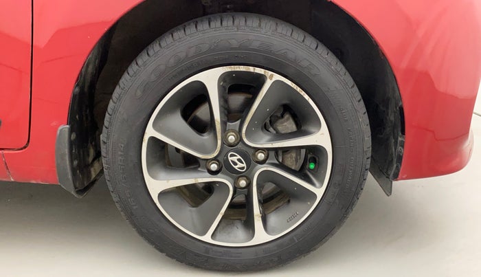 2018 Hyundai Grand i10 ASTA 1.2 KAPPA VTVT, Petrol, Manual, 61,302 km, Right Front Wheel