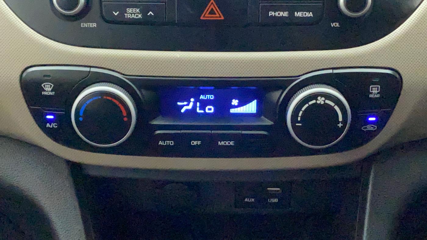 2018 Hyundai Grand i10 ASTA 1.2 KAPPA VTVT, Petrol, Manual, 61,302 km, Automatic Climate Control