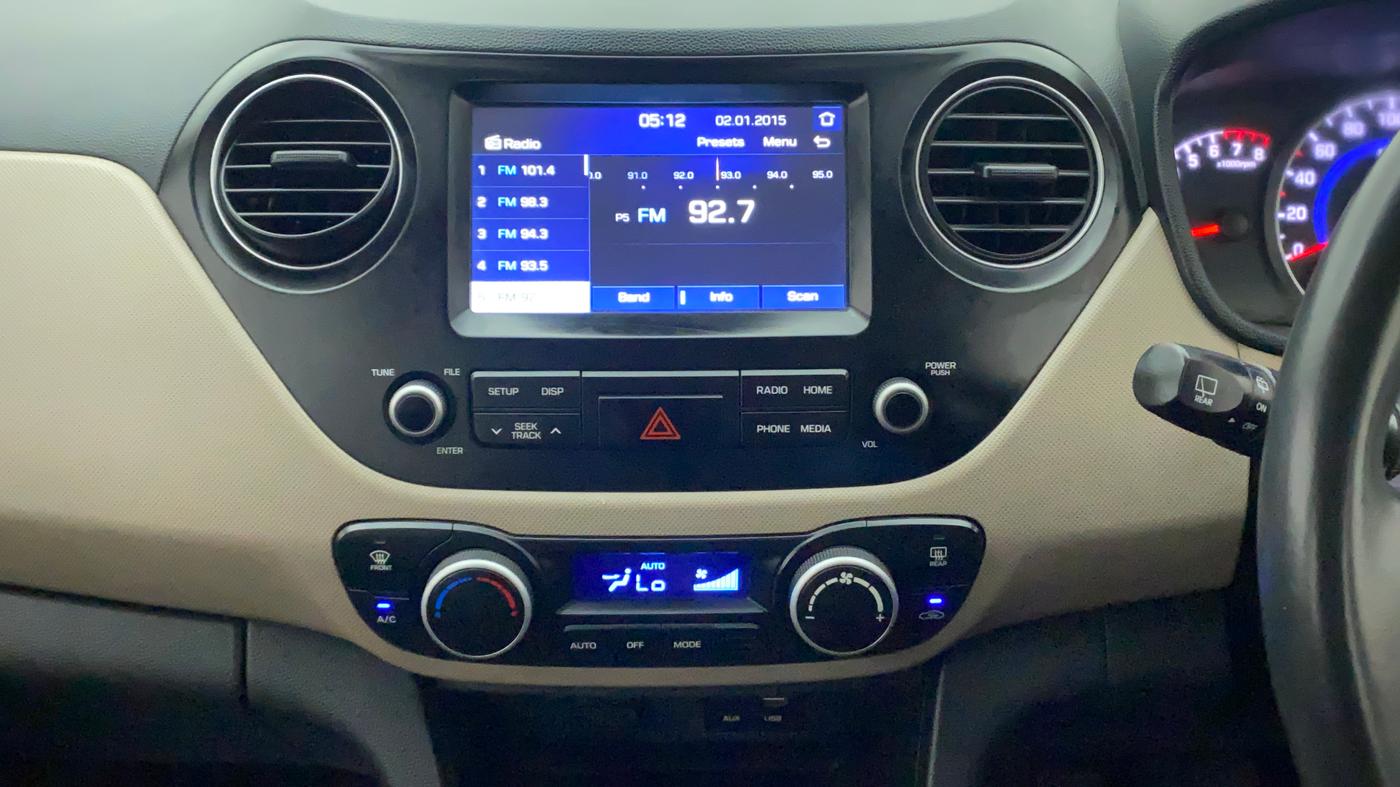 2018 Hyundai Grand i10 ASTA 1.2 KAPPA VTVT, Petrol, Manual, 61,302 km, Air Conditioner