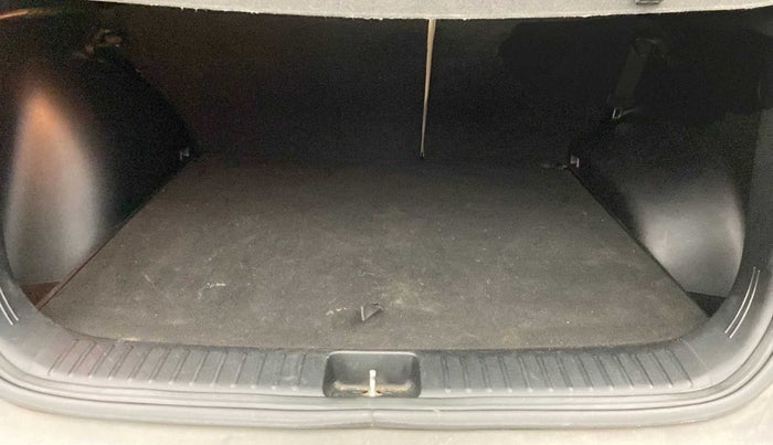 2020 Hyundai Creta SX 1.5 PETROL, Petrol, Manual, 64,872 km, Boot Inside