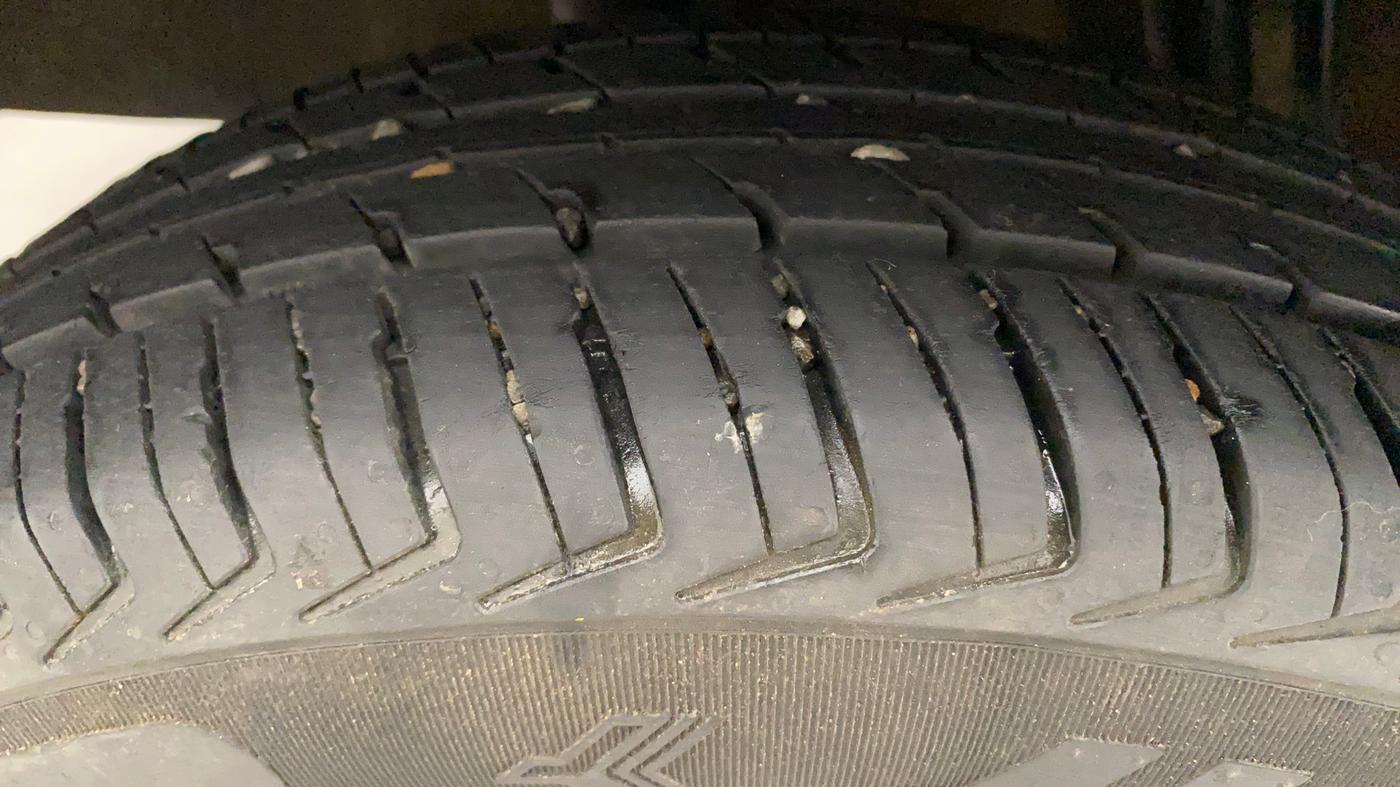 2019 Renault Kwid RXL, Petrol, Manual, 46,473 km, Right Rear Tyre Tread