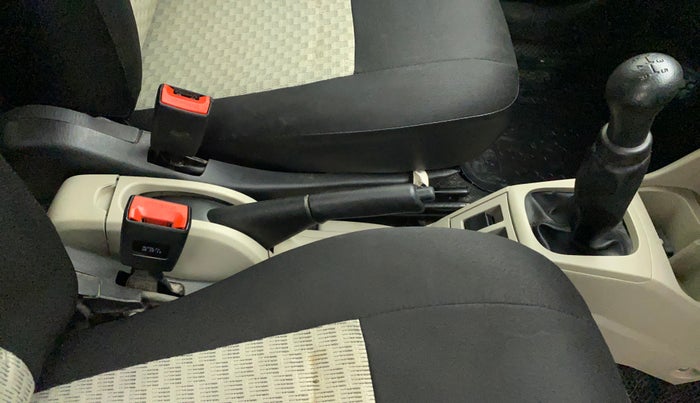 2019 Maruti Alto LXI, Petrol, Manual, 41,155 km, Gear Lever