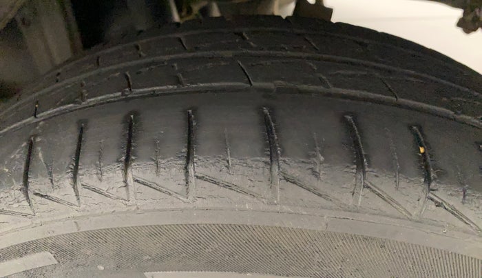 2019 Maruti Alto LXI, Petrol, Manual, 41,155 km, Left Rear Tyre Tread