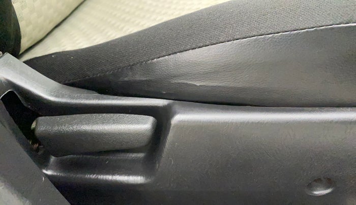2019 Maruti Alto LXI, Petrol, Manual, 41,155 km, Driver Side Adjustment Panel