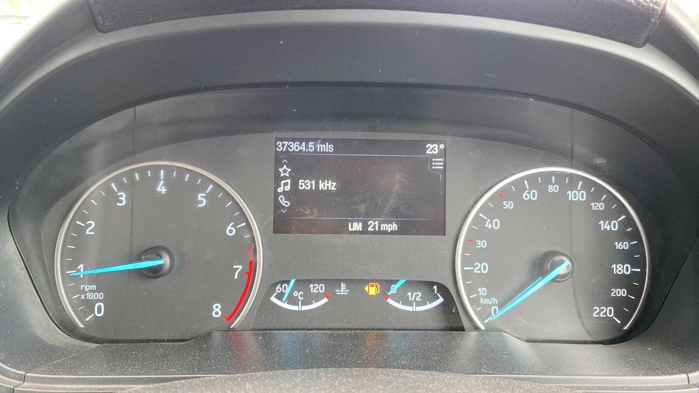2018 Ford Ecosport TITANIUM 1.0L ECOBOOST SPORTS(SUNROOF), Petrol, Manual, 37,349 km, Odometer Image