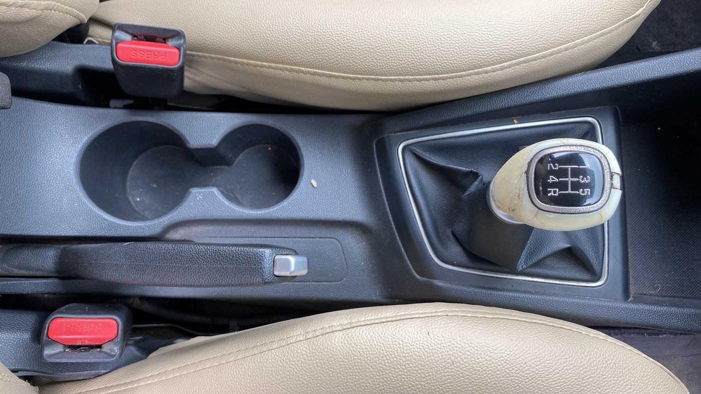 2018 Hyundai Elite i20 ASTA 1.2 (O), Petrol, Manual, 71,312 km, Gear Lever