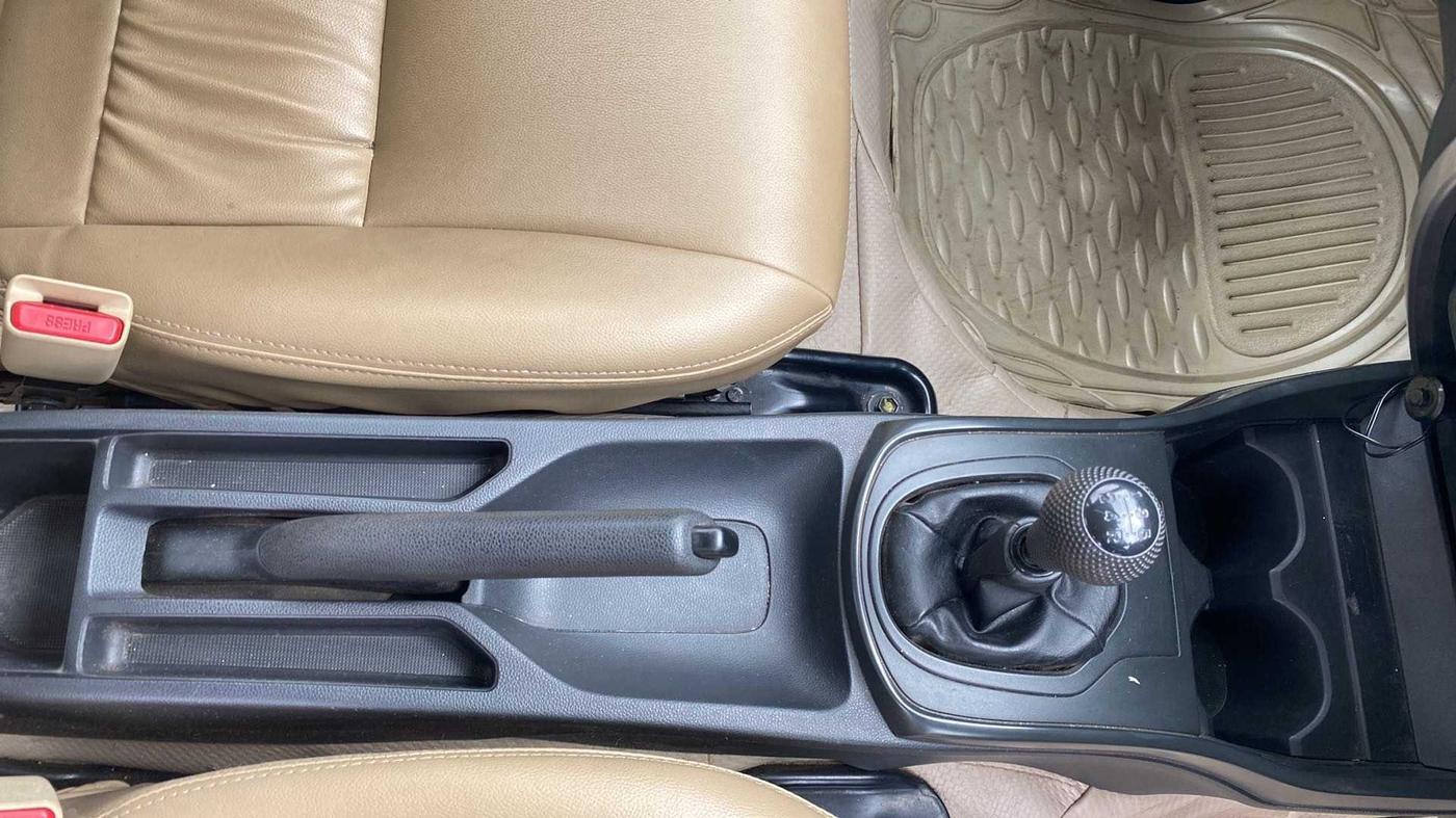 2015 Honda City 1.5L I-VTEC S MT, CNG, Manual, 47,553 km, Gear Lever