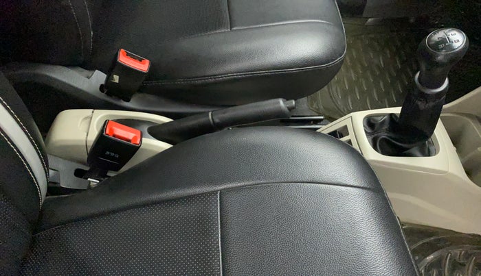 2019 Maruti Alto LXI, Petrol, Manual, 53,669 km, Gear Lever