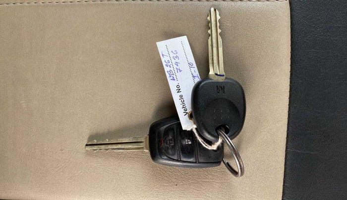 2015 Hyundai Grand i10 SPORTZ 1.2 KAPPA VTVT, Petrol, Manual, 34,580 km, Key Close Up