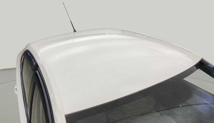 2013 Volkswagen Vento HIGHLINE 1.6 MPI, Petrol, Manual, 1,00,021 km, Roof