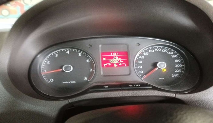 2013 Volkswagen Vento HIGHLINE 1.6 MPI, Petrol, Manual, 1,00,021 km, Odometer Image