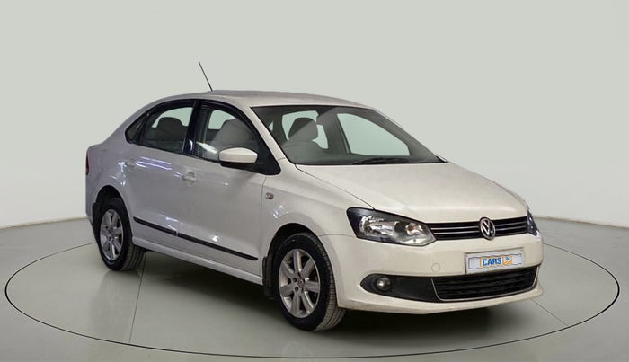 2013 Volkswagen Vento HIGHLINE 1.6 MPI, Petrol, Manual, 1,00,021 km, Right Front Diagonal