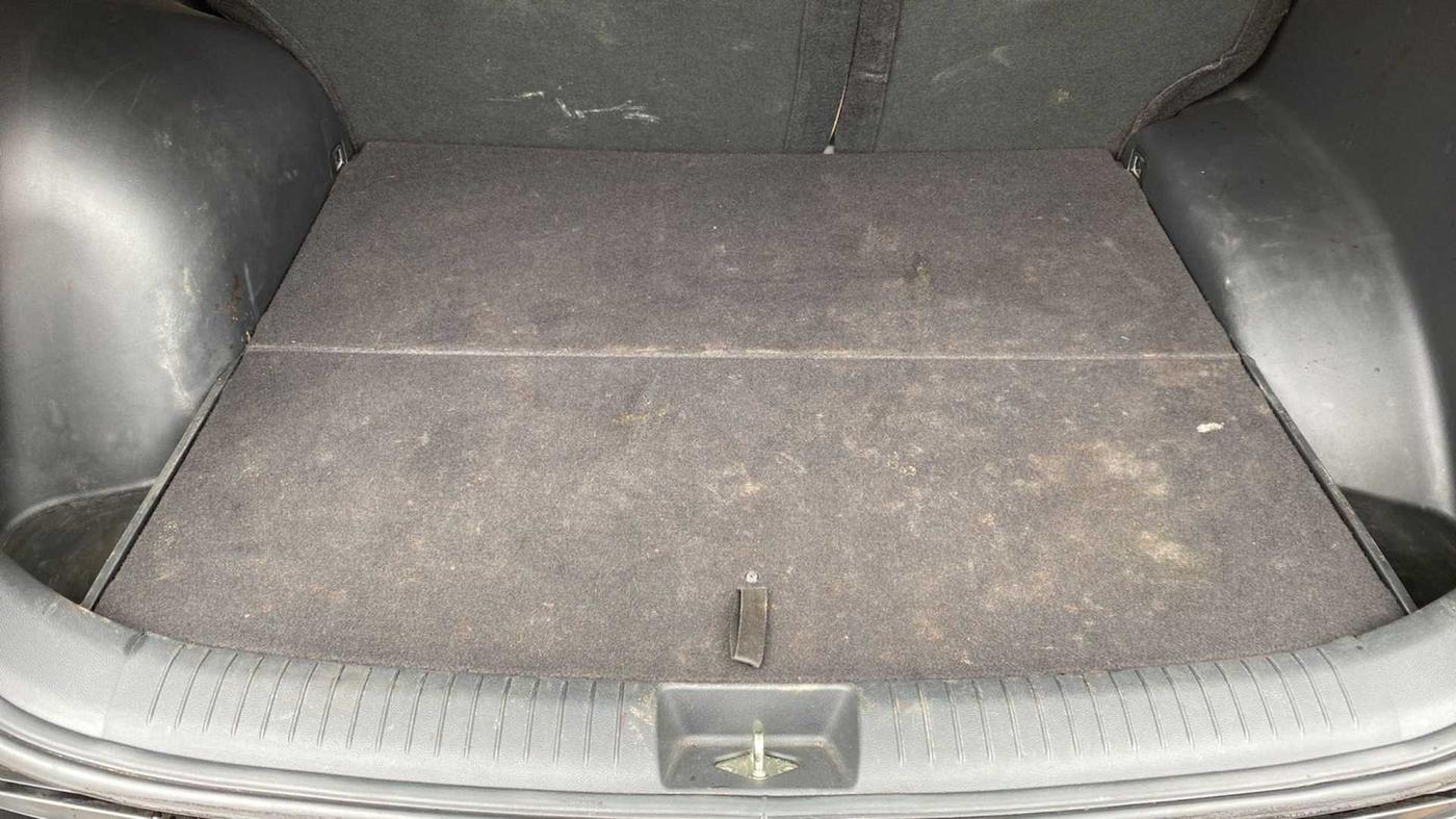 2018 Hyundai Creta SX PLUS AT 1.6 DIESEL, CNG, Automatic, 14,451 km, Boot Inside