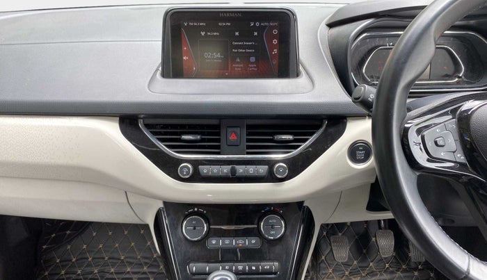 2020 Tata NEXON XZ PLUS (O) PETROL DUAL TONE, Petrol, Manual, 22,741 km, Air Conditioner