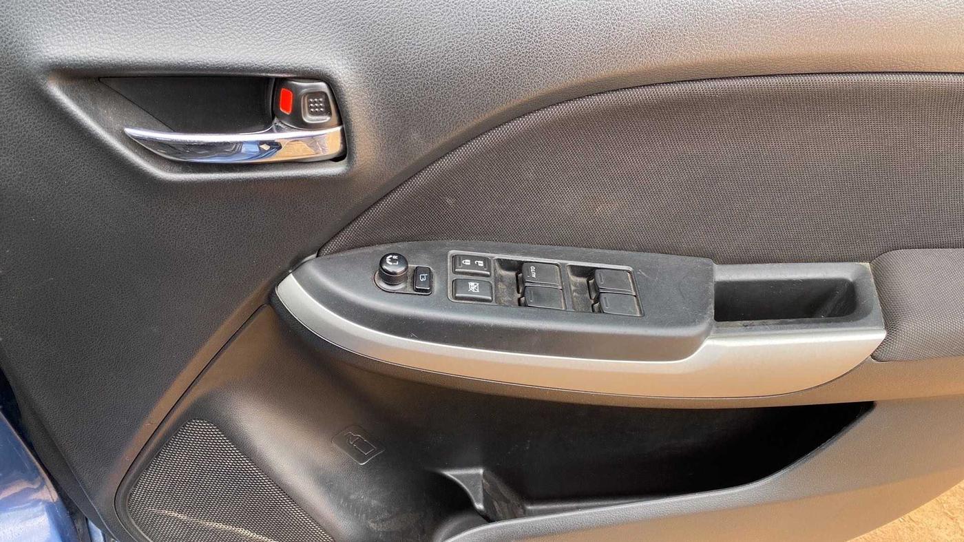 2017 Maruti Baleno DELTA CVT PETROL 1.2, Petrol, Automatic, 79,589 km, Driver Side Door Panels Control