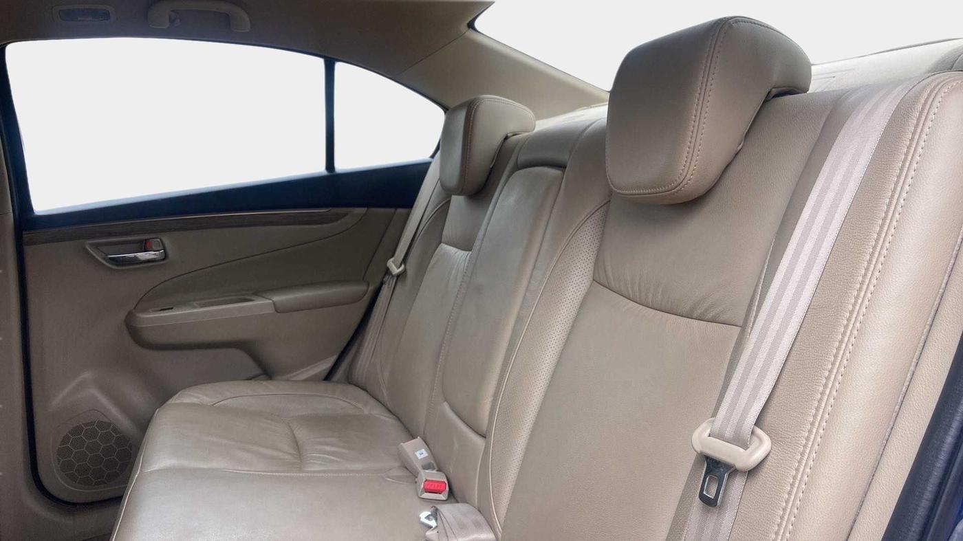 2019 Maruti Ciaz ALPHA  AT 1.5 SHVS PETROL, Petrol, Automatic, 41,774 km, Right Side Rear Door Cabin