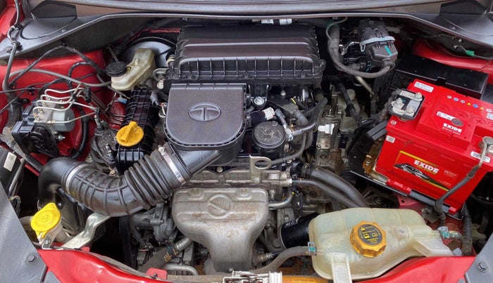 2018 Tata Tiago XZA PETROL, Petrol, Automatic, 21,979 km, Open Bonet