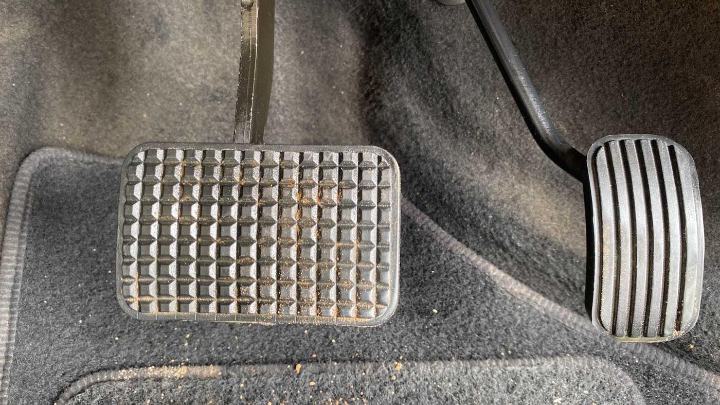 2018 Tata Tiago XZA PETROL, Petrol, Automatic, 21,979 km, Pedals