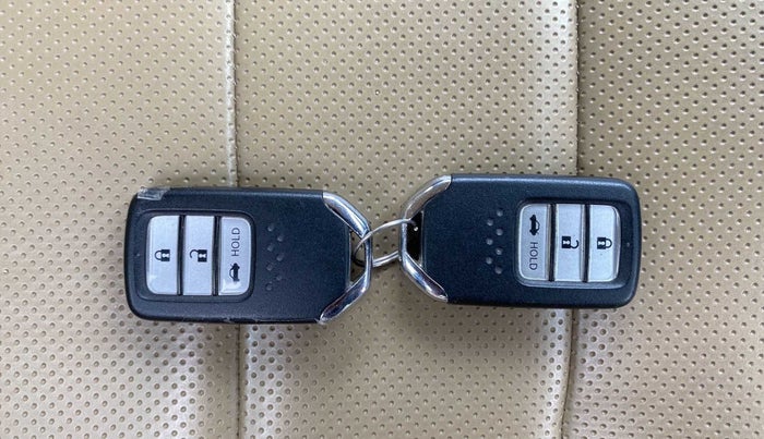 2019 Honda Amaze 1.2L I-VTEC VX, Petrol, Manual, 36,931 km, Key Close Up