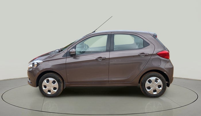 2017 Tata Tiago XZ PETROL, Petrol, Manual, 43,856 km, Left Side